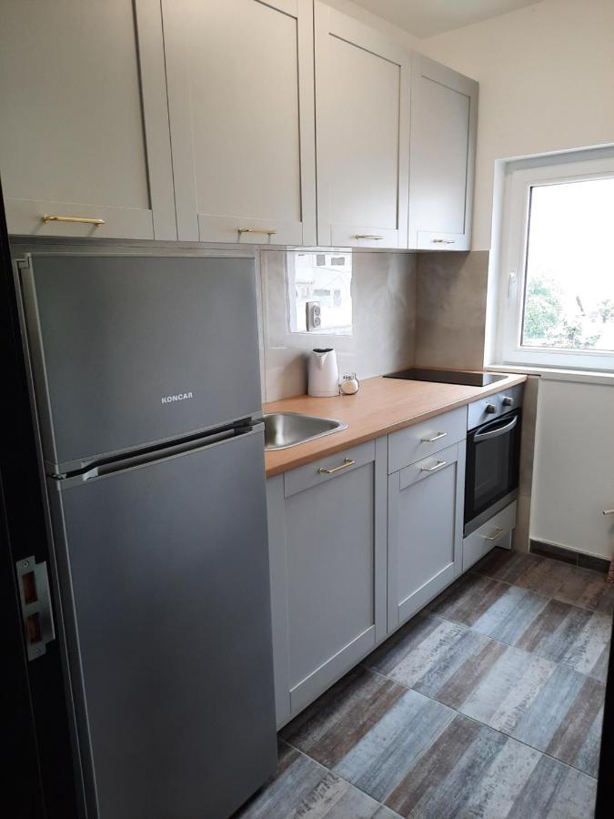 Divizija Lux Apartments Belgrád Kültér fotó